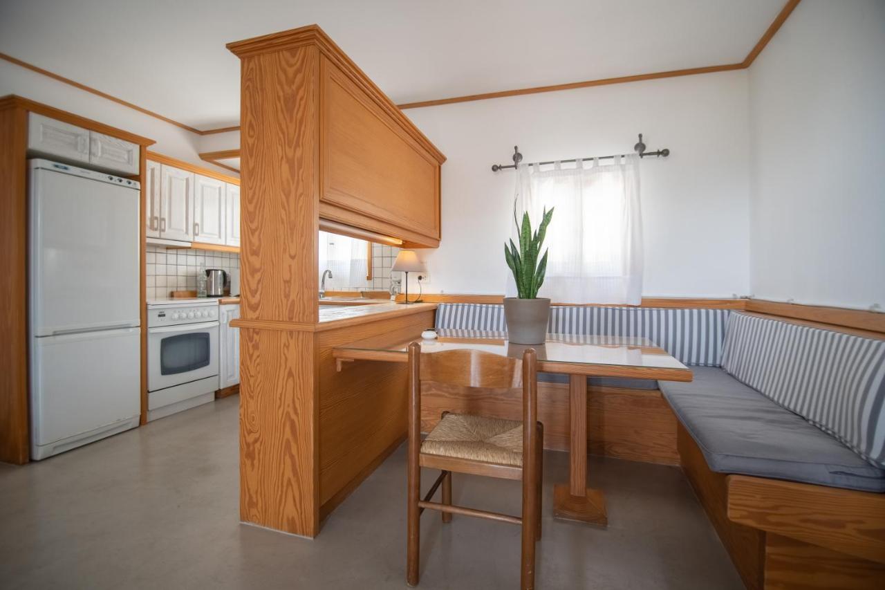 Lotos Beach Home Kini المظهر الخارجي الصورة