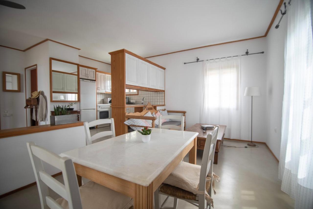 Lotos Beach Home Kini المظهر الخارجي الصورة