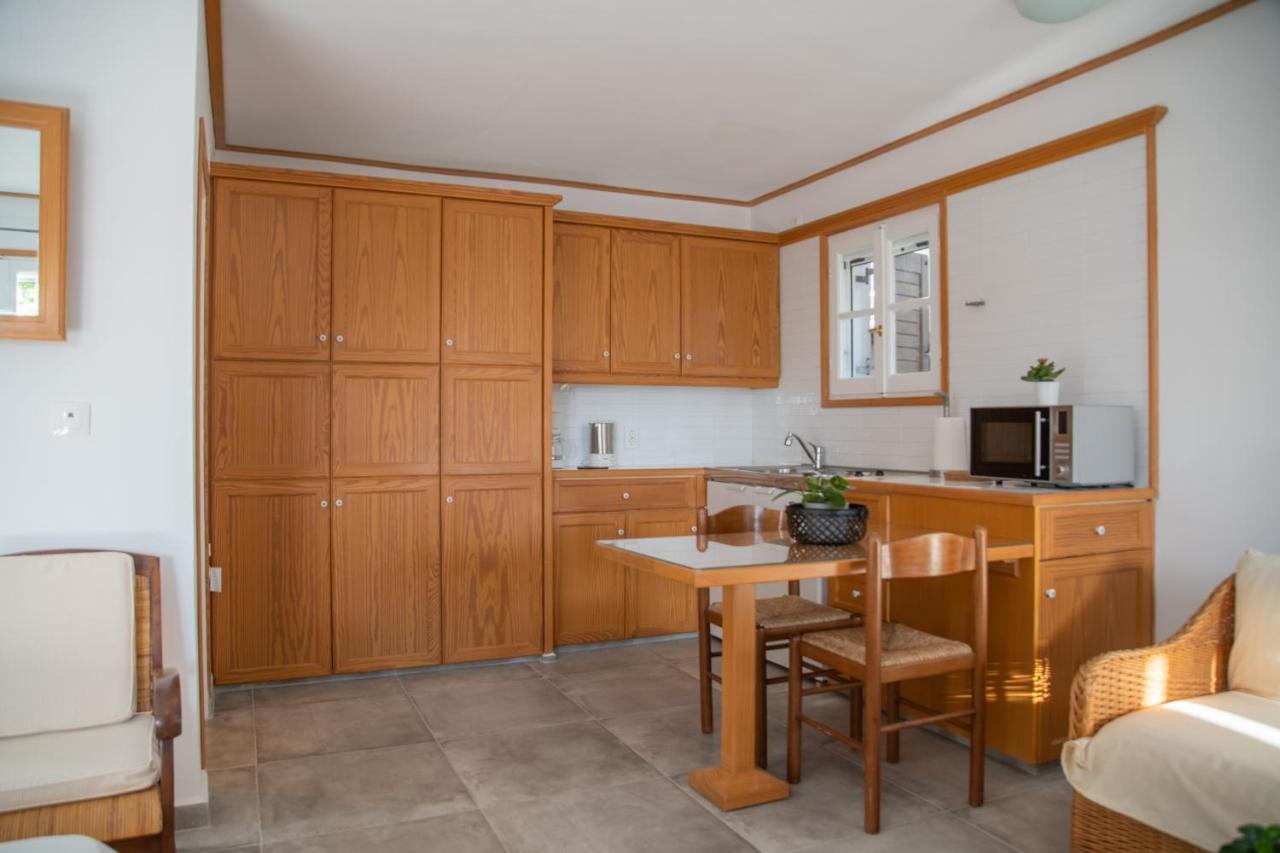 Lotos Beach Home Kini المظهر الخارجي الصورة