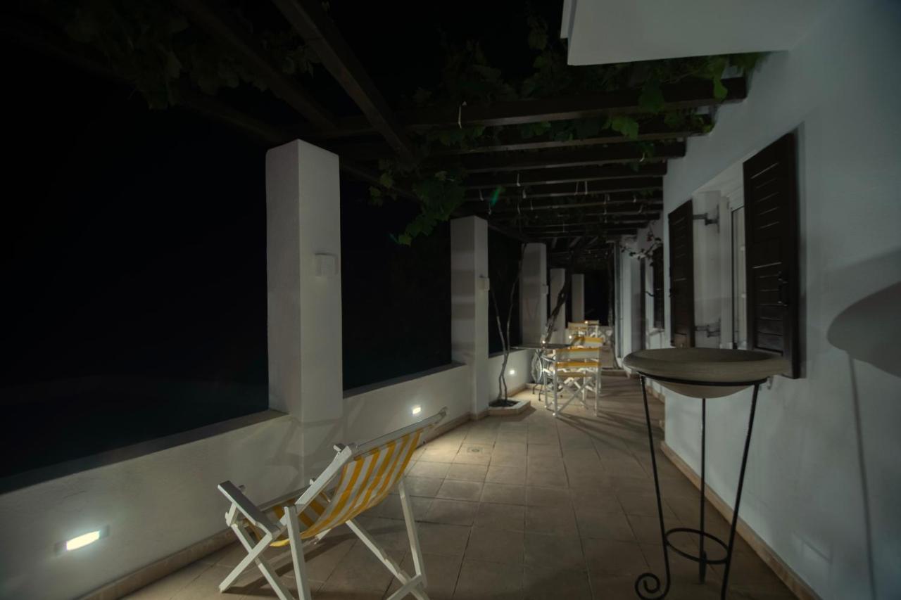 Lotos Beach Home Kini المظهر الخارجي الصورة